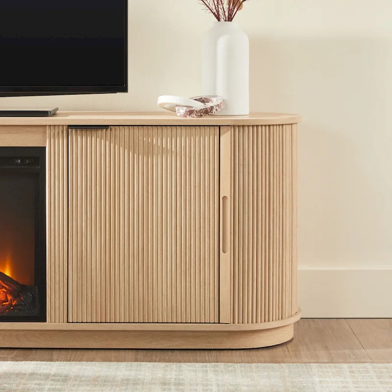 Meuble TV cheminée de style moderne de 70 pouces avec finition à rainures verticales