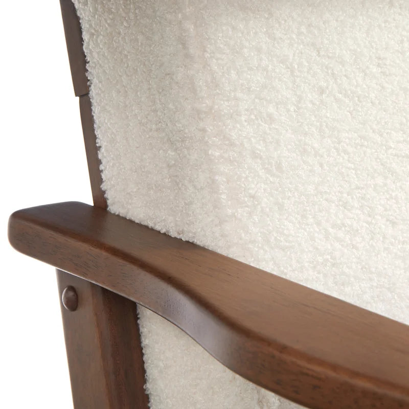 Chaise en bois massif de style Mid-Century Modern