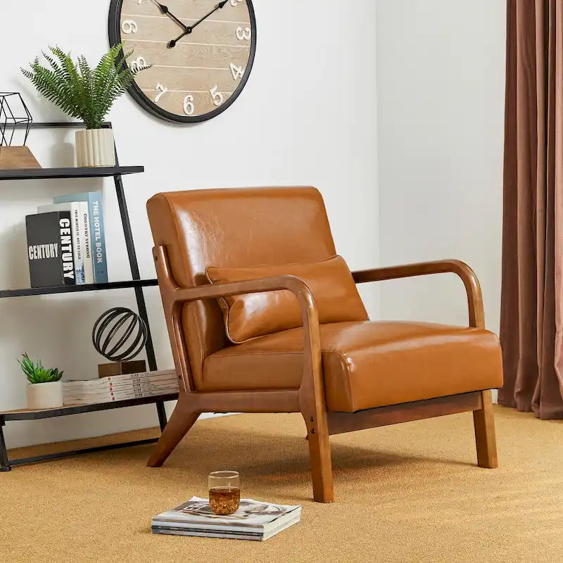 Fauteuil en cuir synthétique de style moderne du milieu du siècle, hauteur 78 cm (coussin décoratif inclus) — 65,4 cm (L) x 85,7 cm (P) x 78 cm (H)