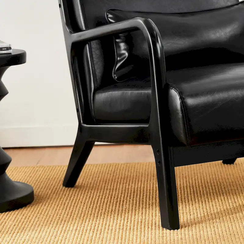 Fauteuil en cuir synthétique de style moderne du milieu du siècle, hauteur 78 cm (coussin décoratif inclus) — 65,4 cm (L) x 85,7 cm (P) x 78 cm (H)