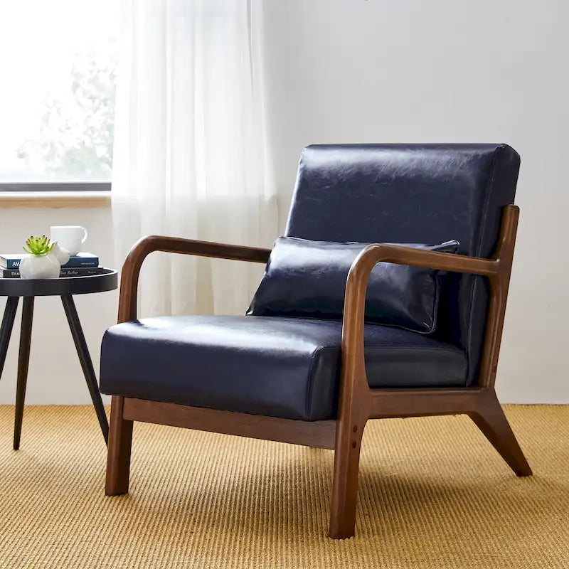 Fauteuil en cuir synthétique de style moderne du milieu du siècle, hauteur 78 cm (coussin décoratif inclus) — 65,4 cm (L) x 85,7 cm (P) x 78 cm (H)
